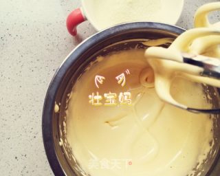 一次就能成功的超简单配方????入口即化的宝宝零食蛋黄溶豆的做法步骤：3