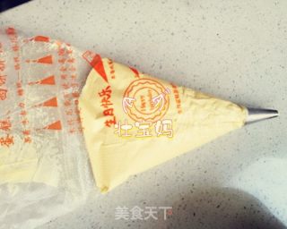 一次就能成功的超简单配方????入口即化的宝宝零食蛋黄溶豆的做法步骤：7