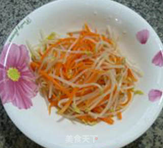 黄花菜拌绿豆芽的做法步骤：5