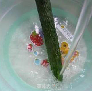 剁椒青瓜拌凉粉的做法步骤：4