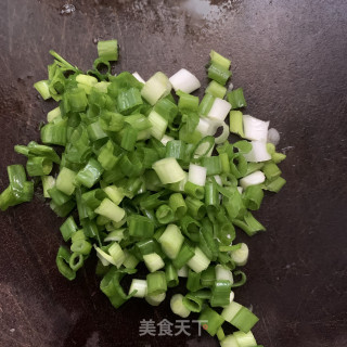 蛋饺粉丝汤的做法步骤：1