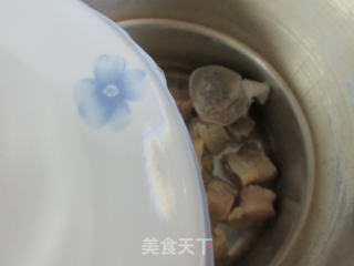 【高压锅版】茭白炖牛筋的做法步骤：4