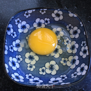 鸡蛋皮青菜汤的做法步骤：2