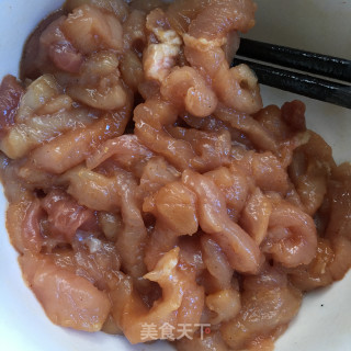 剁椒子姜炒肉的做法步骤：4