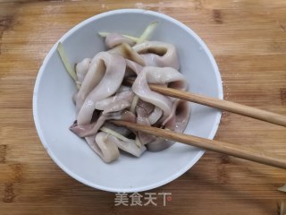 葱香鱿鱼圈的做法步骤：12