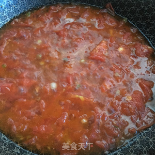 番茄煮巴沙鱼的做法步骤：8
