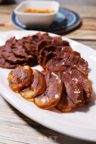 一学就会的家庭式卤牛肉㊙️制五香卤牛腱（高压锅版）????超入味的做法步骤：12