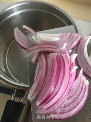 鲮鱼丸香菜汤的做法步骤：6