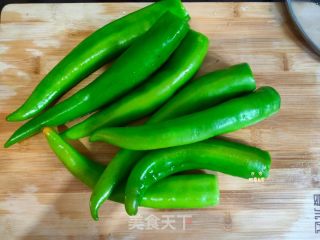????巨下饭的虎皮青椒❗️虎皮尖椒❗️下饭菜家常菜 简单易学的做法步骤：1