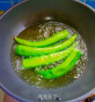????巨下饭的虎皮青椒❗️虎皮尖椒❗️下饭菜家常菜 简单易学的做法步骤：2