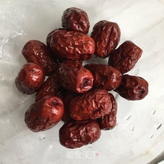 冰糖银耳桃胶羹的做法步骤：4