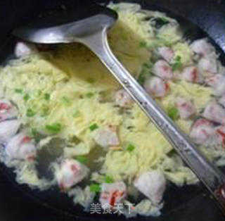 龙虾丸蛋花汤的做法步骤：9