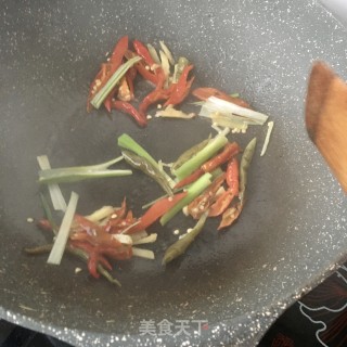 泡椒红皮土豆丝的做法步骤：8