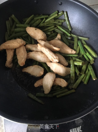 四季豆烧鱼酥的做法步骤：7