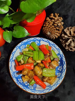 辣椒炒五花肉的做法步骤：10