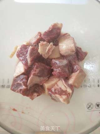 日式蜂蜜蒜香牛肉的做法步骤：3