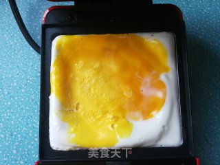 西红柿火腿鸡蛋芝士三明治的做法步骤：5