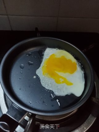 中式汉堡的做法步骤：2