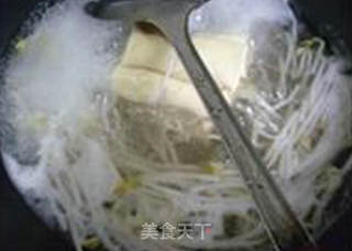 绿豆芽面结汤的做法步骤：11