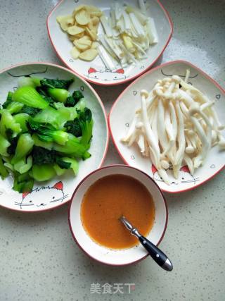 醋溜蘑菇油菜的做法步骤：4