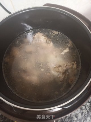 排骨汤的做法步骤：6