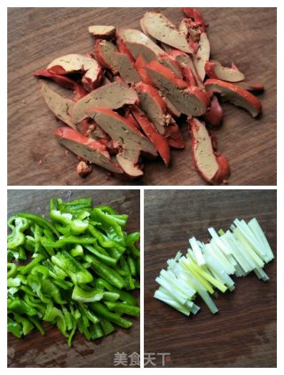五香鸡肝炒青椒的做法步骤：2