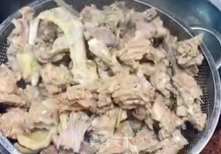 啤酒鸭的做法步骤：1