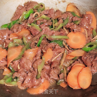 青椒牛肉的做法步骤：3