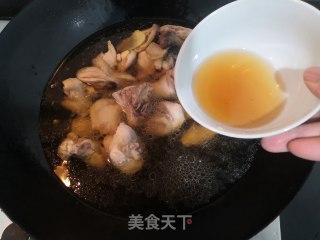 土豆焖鸡块的做法步骤：15