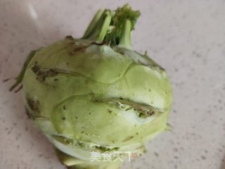 醋溜苤蓝的做法步骤：1