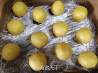 京式自来红月饼的做法步骤：15