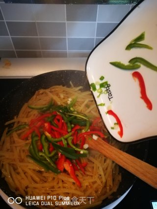 肉渣炒土豆丝，卷煎饼的绝配！的做法步骤：13