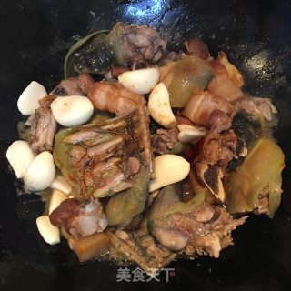 五花肉红烧甲鱼的做法步骤：4