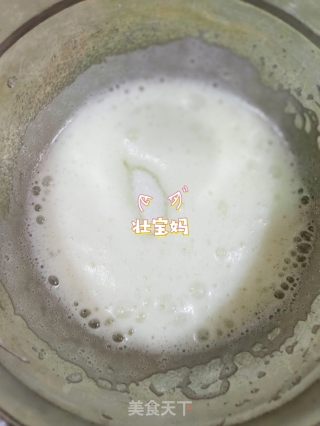 红丝绒戚风蛋糕！6寸戚风蛋糕胚！ 无泡打粉改良剂！在家轻松做出高颜值蓬松细腻的蛋糕的做法步骤：8