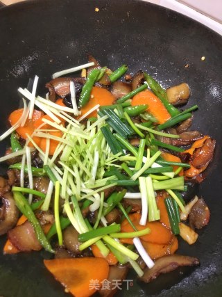小炒腊肉的做法步骤：12