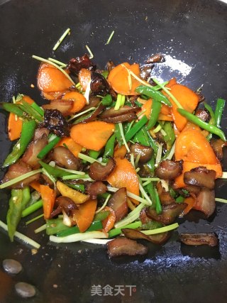 小炒腊肉的做法步骤：13