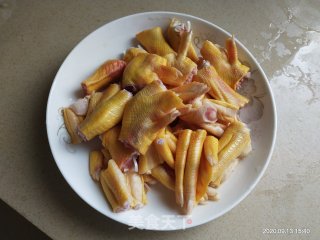 田螺鸭脚煲的做法步骤：5