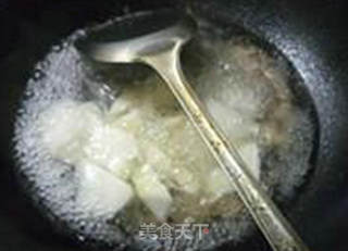 西兰花圆蛤萝卜汤的做法步骤：7