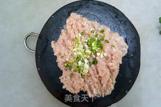鸡茸酿木耳的做法步骤：2