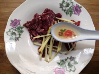 牛肉佐西兰花的做法步骤：6