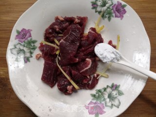 牛肉佐西兰花的做法步骤：8