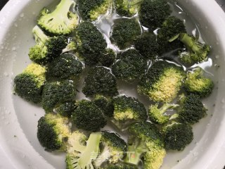 牛肉佐西兰花的做法步骤：10