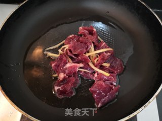 牛肉佐西兰花的做法步骤：23