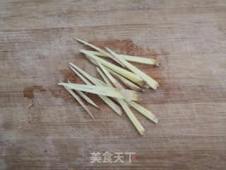 蟹柳黑豆芽汤的做法步骤：7