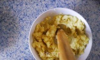 土豆饼的做法步骤：4