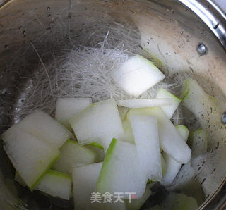冬瓜猪骨汤的做法步骤：4