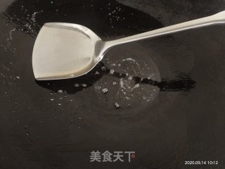 炖肘子的做法步骤：5
