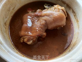 炖肘子的做法步骤：16