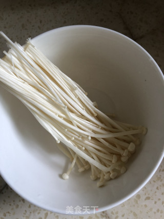 鸡杂红薯粉的做法步骤：2