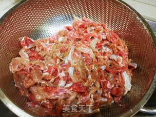 麻辣牛肉干的做法步骤：1